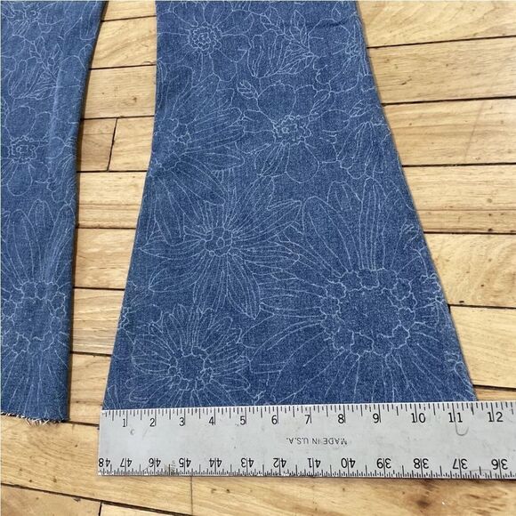 FOREVER 21 PREMIUM Womens Jeans Blue Floral Bell  Bottom Flare Hippie Denim 28 - Picture 8 of 16